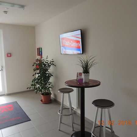 Avia Motel Bisamberg Korneuburg Oda fotoğraf